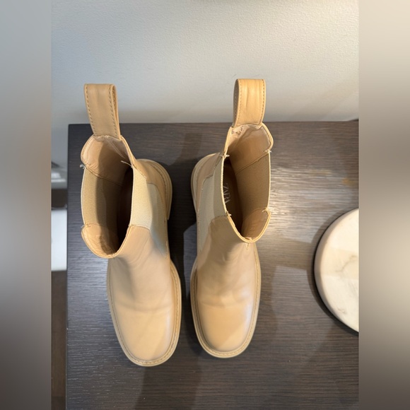 ZARA — LEATHER ANKLE BOOT - Picture 7 of 8